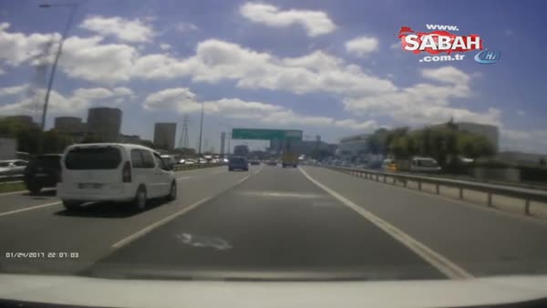 İstanbul trafiğinde makas terörü kamerada