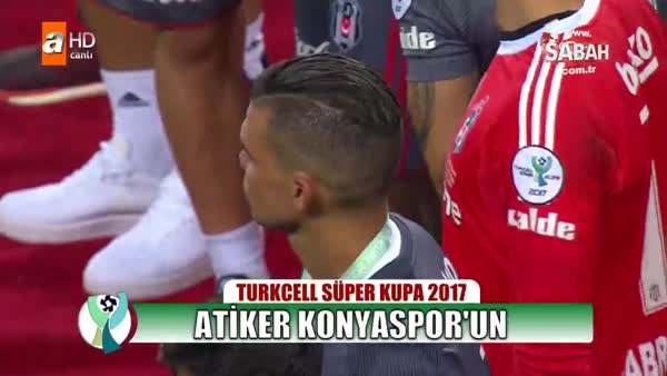 Atiker Konyaspor kupayı böyle kaldırdı