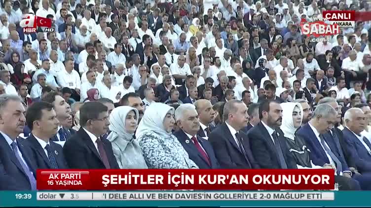 Şehitler için Kur'an okundu