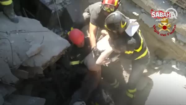 İtalya’daki depremde enkazdan iki çocuk daha sağ çıkarıldı