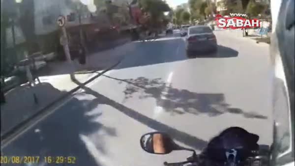 Motosiklet kazası kask kamerasında