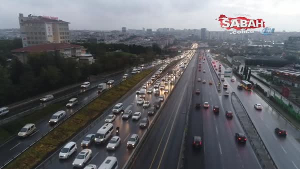 Yoğun trafik havadan böyle görüntülendi