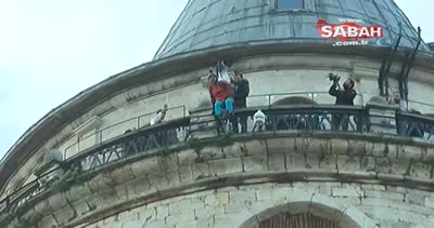 Adrenalin Sporcusu Koçak, Galata Kulesi’nden Base Jump yaptı