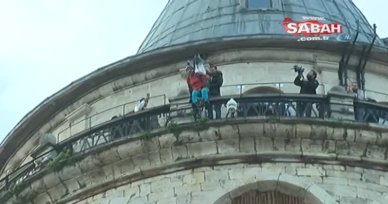 Adrenalin Sporcusu Koçak, Galata Kulesi'nden Base Jump yaptı