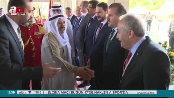 Cumhurbaşkanı Erdoğan Kuveyt'te resmi törenle karşılandı!