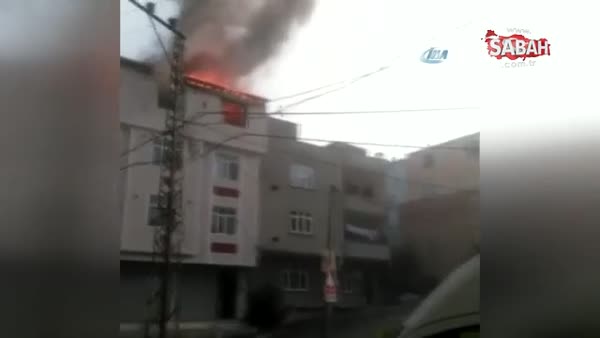 İstanbul’da korkutan yangında evdeki tüp patladı!