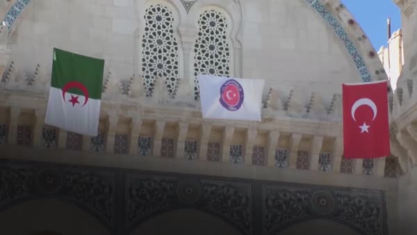 Türkiye Cezayir'in bağımsızlık sembolünü restore etti