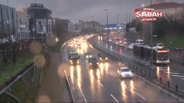 İstanbul'da soğuk ve yağışlı hava