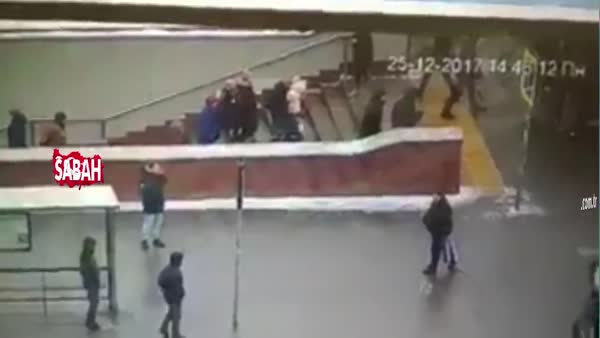 Rusya'da yolcu otobüsü yaya alt geçidine girdi