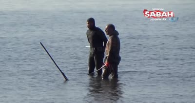 Polis ve zabıta ekiplerini gören kaçak avcılar denize kaçtı!