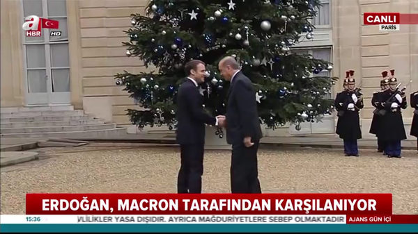 Macron, Cumhurbaşkanı Erdoğan'ı böyle karşıladı