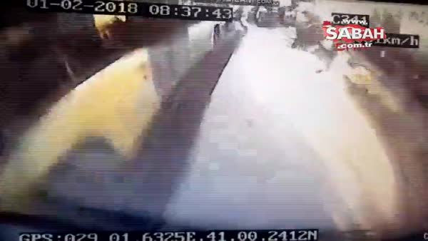 Üsküdar'daki feci kaza anı otobüs kamerasında