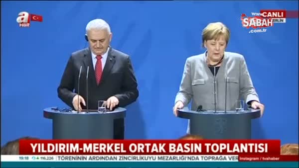 Angela Merkel'den basın toplantısında açıklamalar