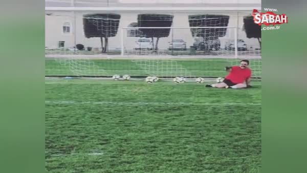 Wesley Sneijder ile Bülent Serttaş'ın penaltı görüntüleri