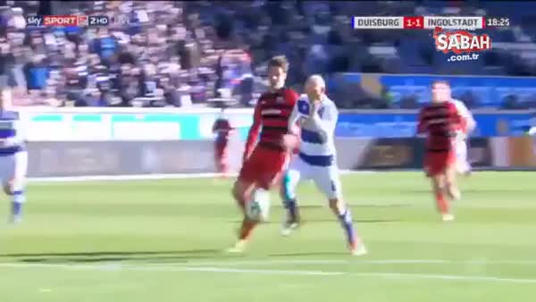 Duisburg kalecisi su içerken gol yedi
