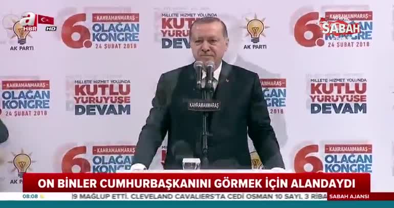 Erdoğan'ın yanına çağırdığı Bordo Bereli küçük kız, gözyaşlarını tutamadı