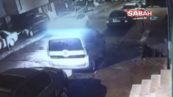 Sultangazi’de mahalleliyi canından bezdiren oto hırsızı kameralara yakalandı