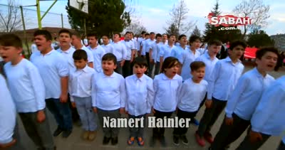 Afrin koreografisi oluşturan öğrenciler Komando Marşını okudu