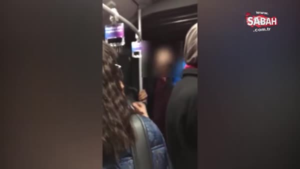 Metrobüs'te öpüşen çifte böyle isyan etti: 