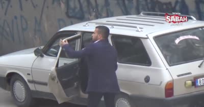 Nişanlısına bağırarak hakaret etti: Çevreden tepki gecikmedi!