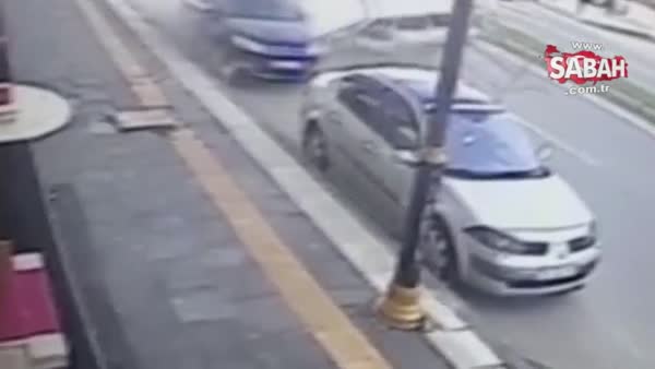 Sivas’ta feci bir trafik kazası güvenlik kamerasına yansıdı! İşte o anlar