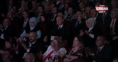 Cumhurbaşkanı Erdoğan, Büyük Roman Buluşması’nda o görüntüleri izlerken gözyaşlarına hakim olamadı!