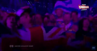 Eurovision 2018 şarkı yarışmasında skandal! Sahneye çıkan seyirci bir anda...