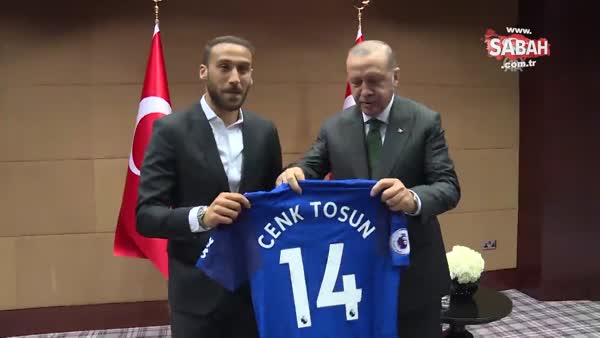 Londra'da Cumhurbaşkanı Erdoğan'a futbolculardan sürpriz ziyaret!