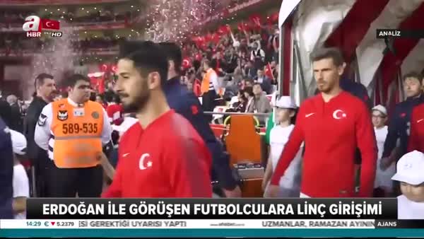 Cumhurbaşkanı Erdoğan ile görüşen futbolcular hedef gösterildi!