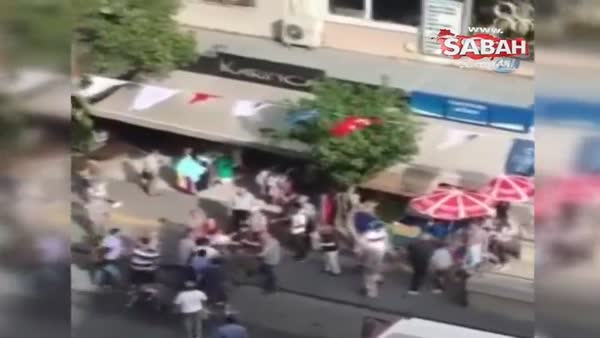 İzmir’de gergin dakikalar... Sokak ortasında böyle kavga ettiler!