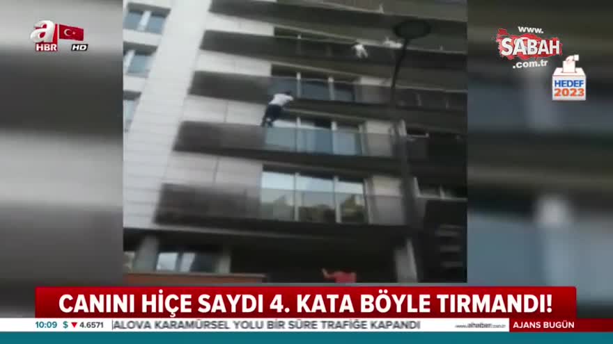 Balkondan Sarkan Çocuğu 4. Kata Tırmanıp Kurtardı (VİDEO) Balkondan Sarkan Çocuğu 4. Kata Tırmanıp Kurtardı (VİDEO)