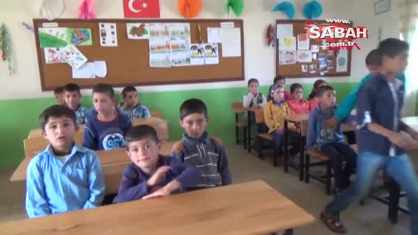 Şehit Öğretmen Necmettin Yılmaz'ın okulunda hüzünlü karne günü