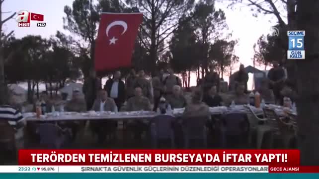 Afrin Kahramanı Korgeneral Temel, kahraman Mehmetçik ile Burseya'da iftar yaptı
