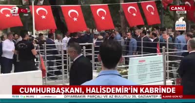 Cumhurbaşkanı Erdoğan, Şehit Ömer Halisdemir’in kabrini ziyaret etti