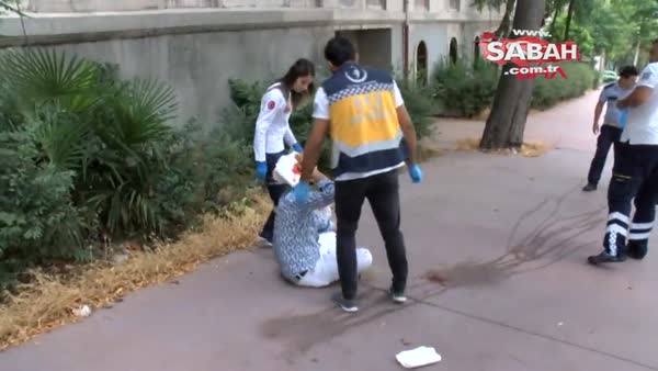 Beyoğlu'nda iki otomobil kafa kafaya çarpıştı 3 yaralı