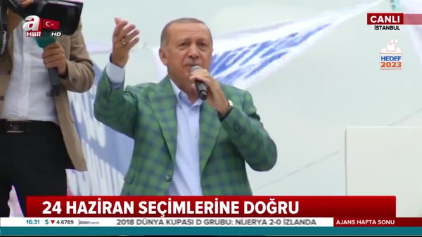 Cumhurbaşkanı Erdoğan, Küçükçekmece'de halka hitap etti
