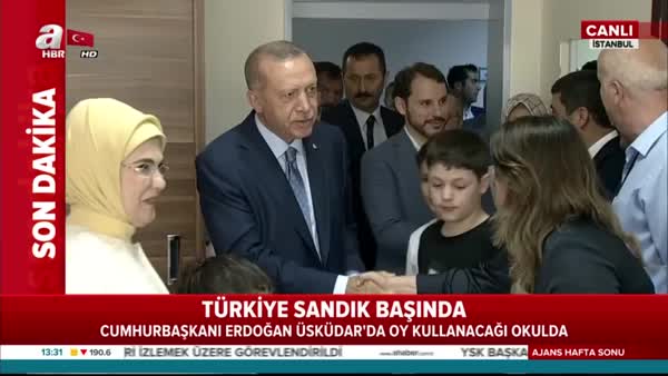 Cumhurbaşkanı Erdoğan ailesiyle oyunu kullandı
